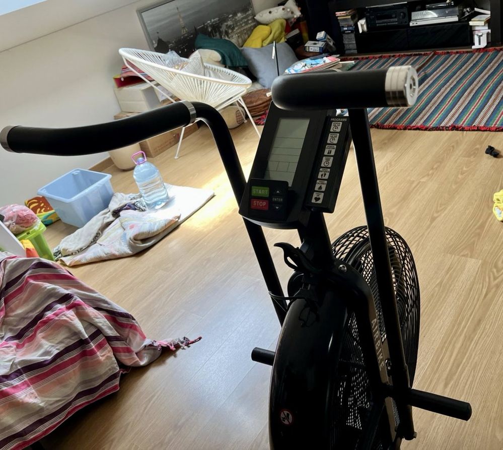 Assault bike / bicicleta assalto