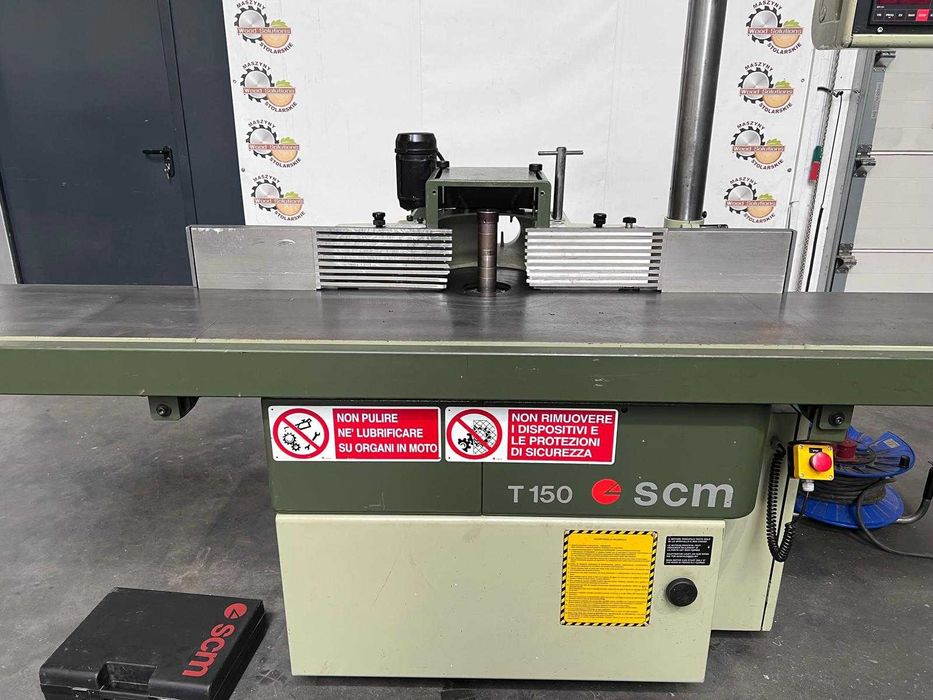 Frezarka dolnowrzecionowa SCM T150