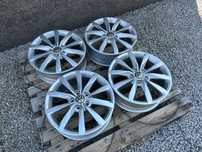 Oryginalne felgi 17 5x112 ET48 VW Passat Golf 5 6 7 8 5G0/601025K kpl3