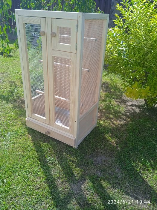 Клітка для папуг