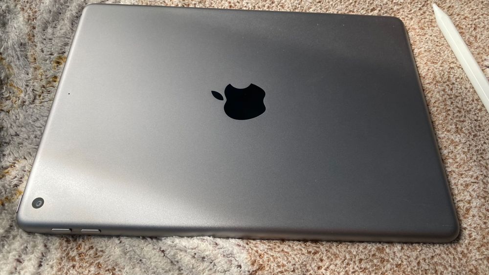 Планшет Apple iPad 5 2017