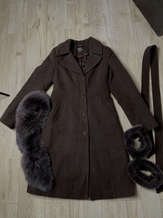Пальто жіноче шоколадне 44