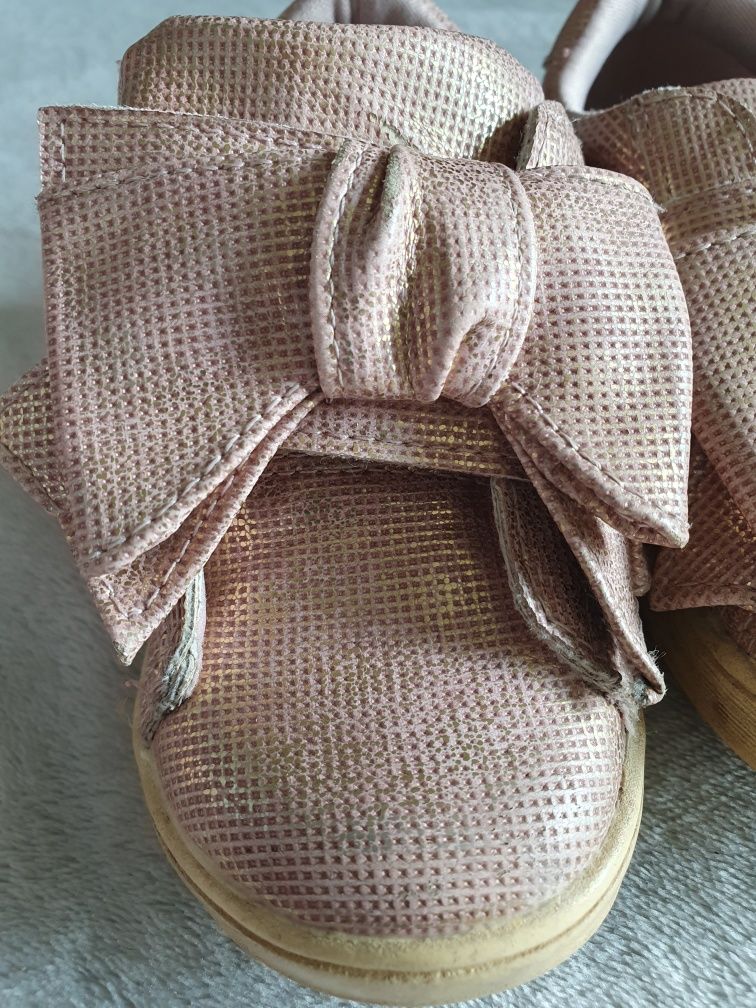 Buty dziewczęce różowo-złote z kokardami American Club r.24