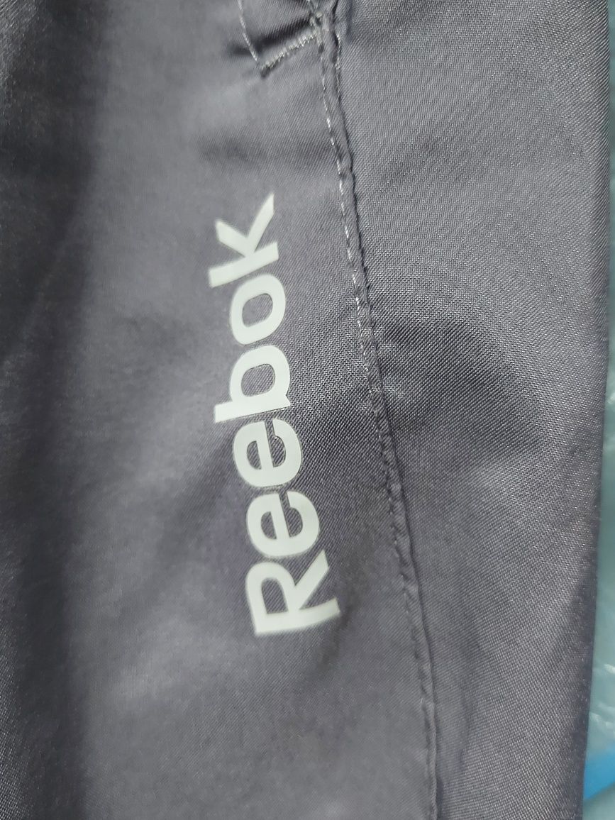 Spodnie dresowe damskie rozmiar M firma REEBOK