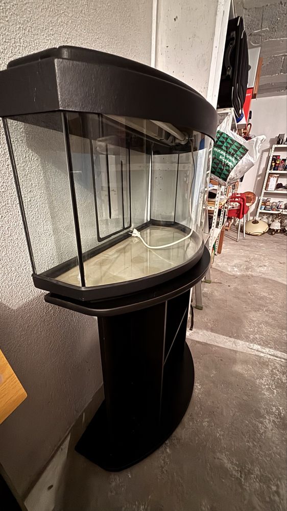 Aquário/Terrário com Móvel