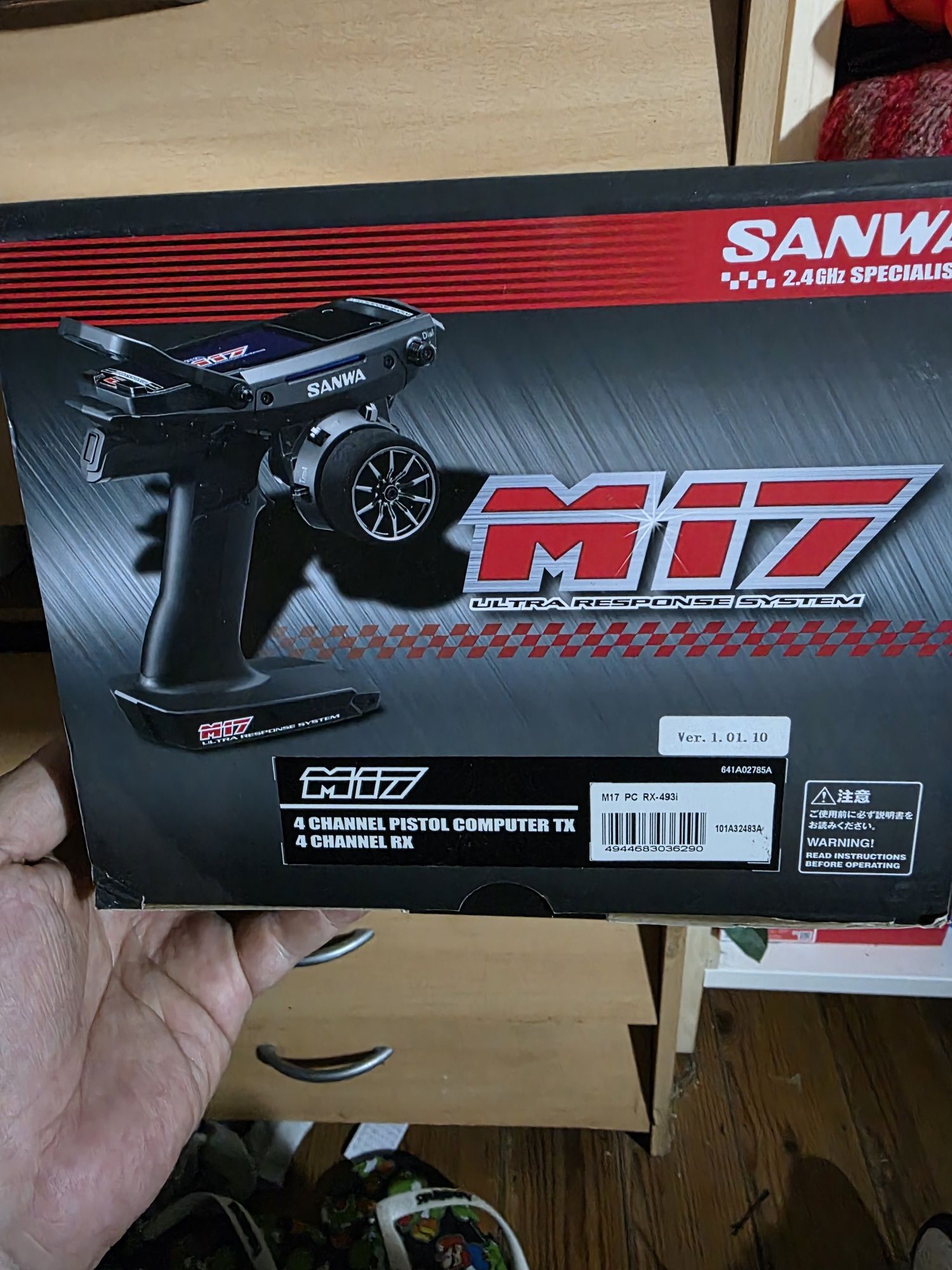 Radio rc SANWA M17