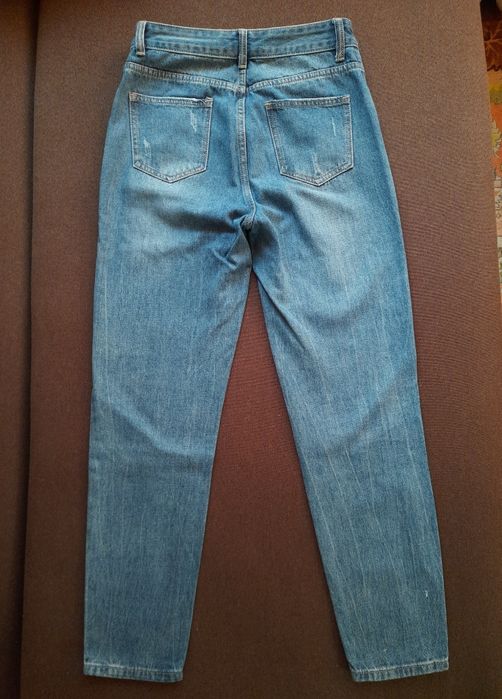 Джинси жіночі МОМ р.27 на тонку талію б/у
