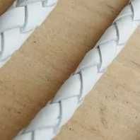 Жгут кожа 44 см , серебро