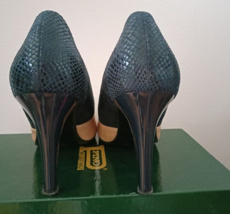Buty na obcasie roz 39