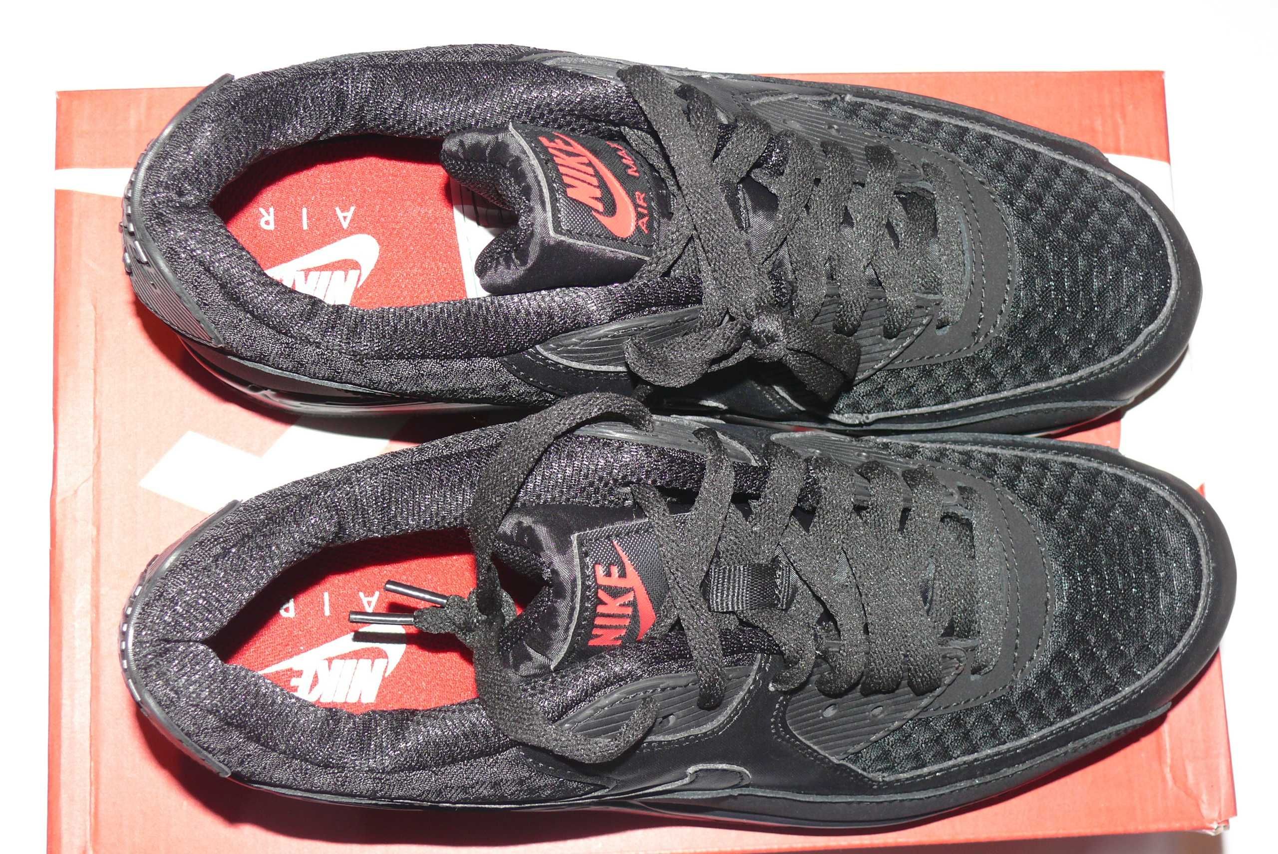Buty Nike Air Max 90 Essential 537384 rozmiar 44 EU  28 CM