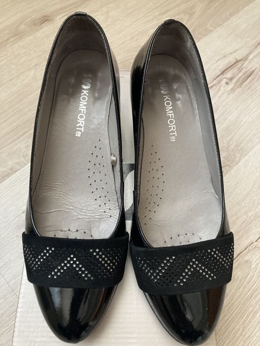 Buty damskie lakierowane rozmiar 37