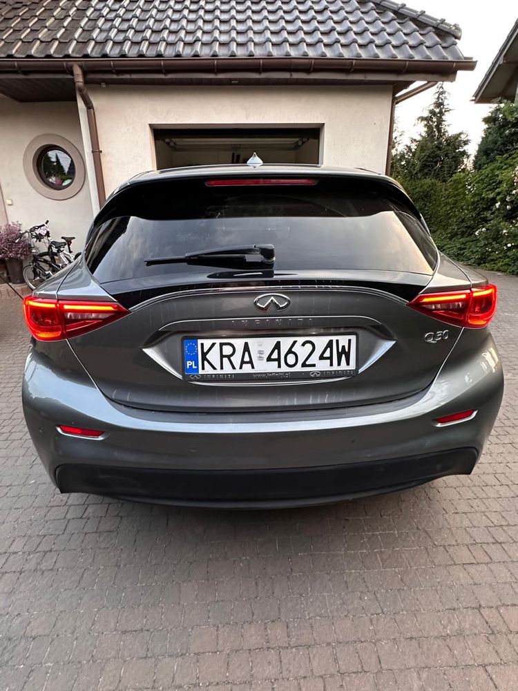Infiniti Q30 automat 1.5 Diesel, FV