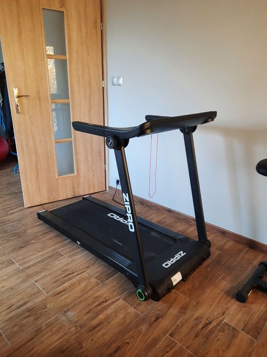 Bieżnia Zipro pacto