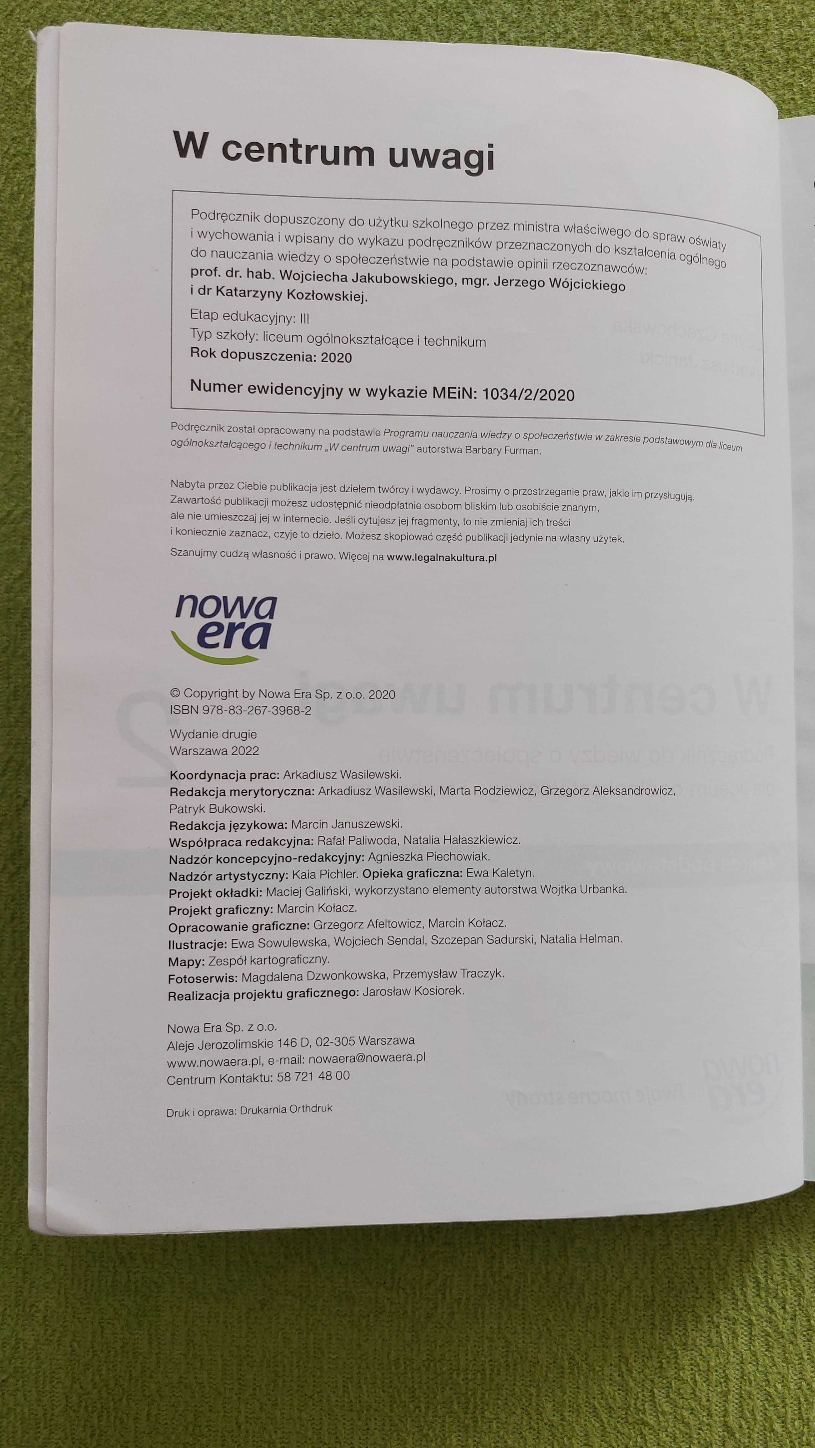 W centrum uwagi 2, podręcznik do wiedzy o społeczeństwie dla LO i Tech