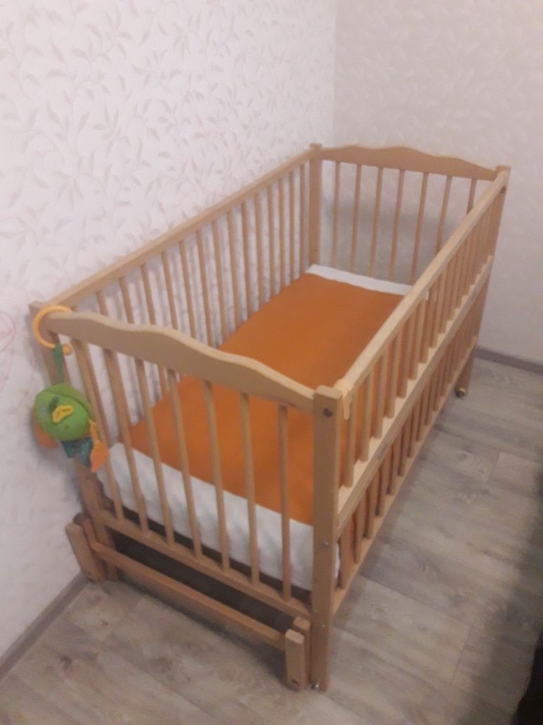 Продам детскую кровать