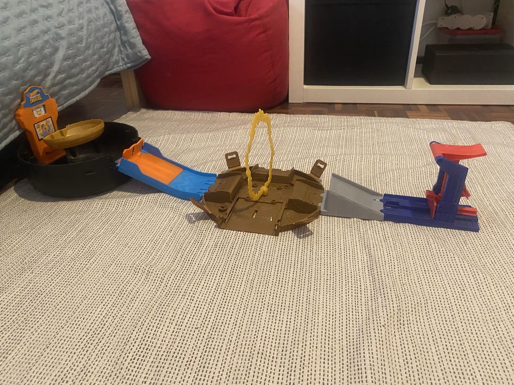 Caixa/pista Hot Wheels