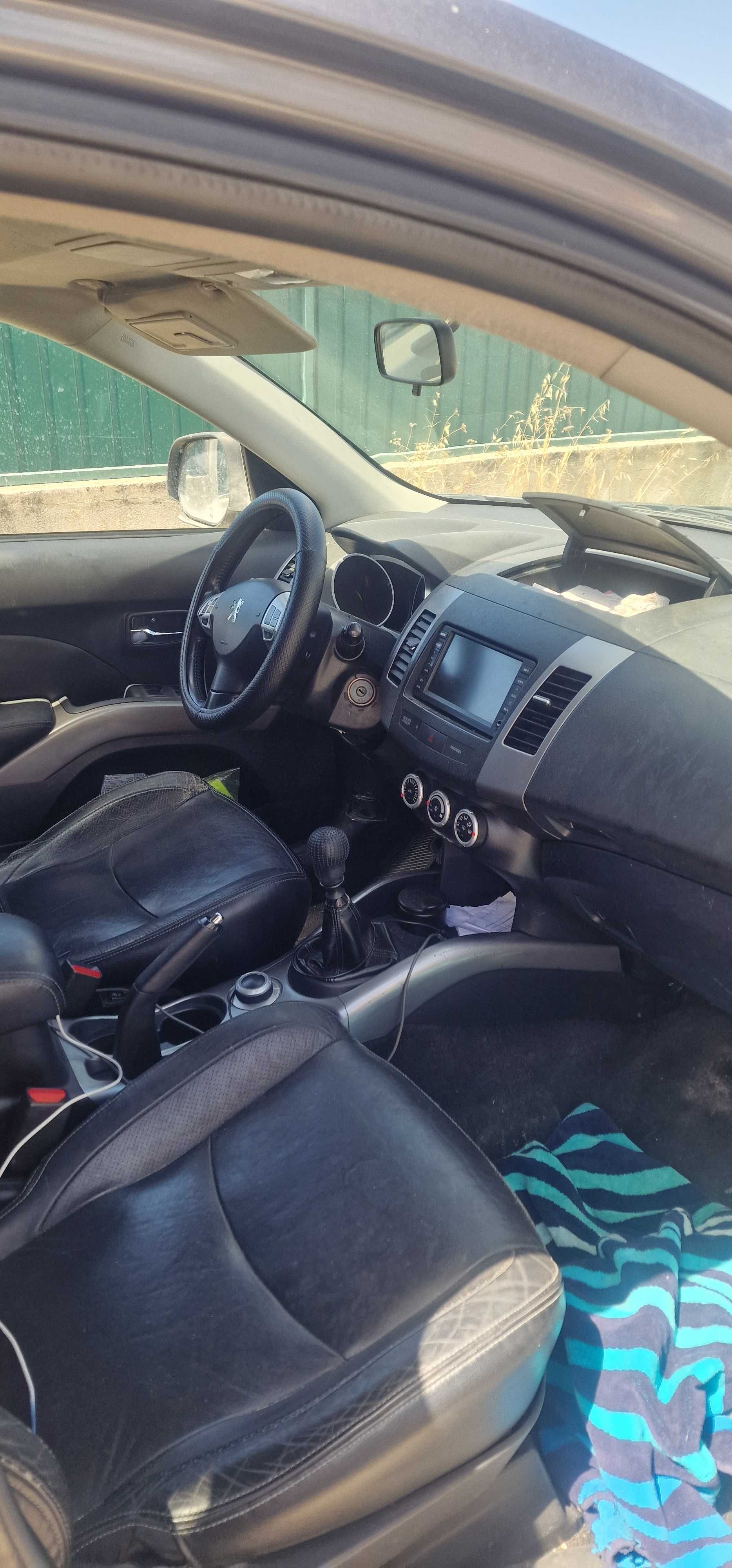 PEUGEOT 4007 4X4