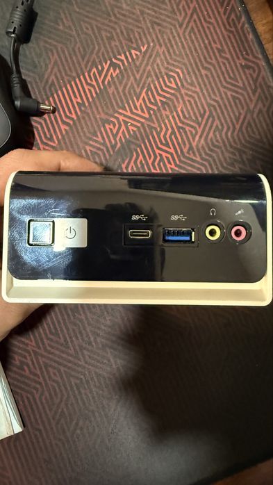 Vendo Mini Pc Gigabyte 8gb ram ddr4 ssd 120gb