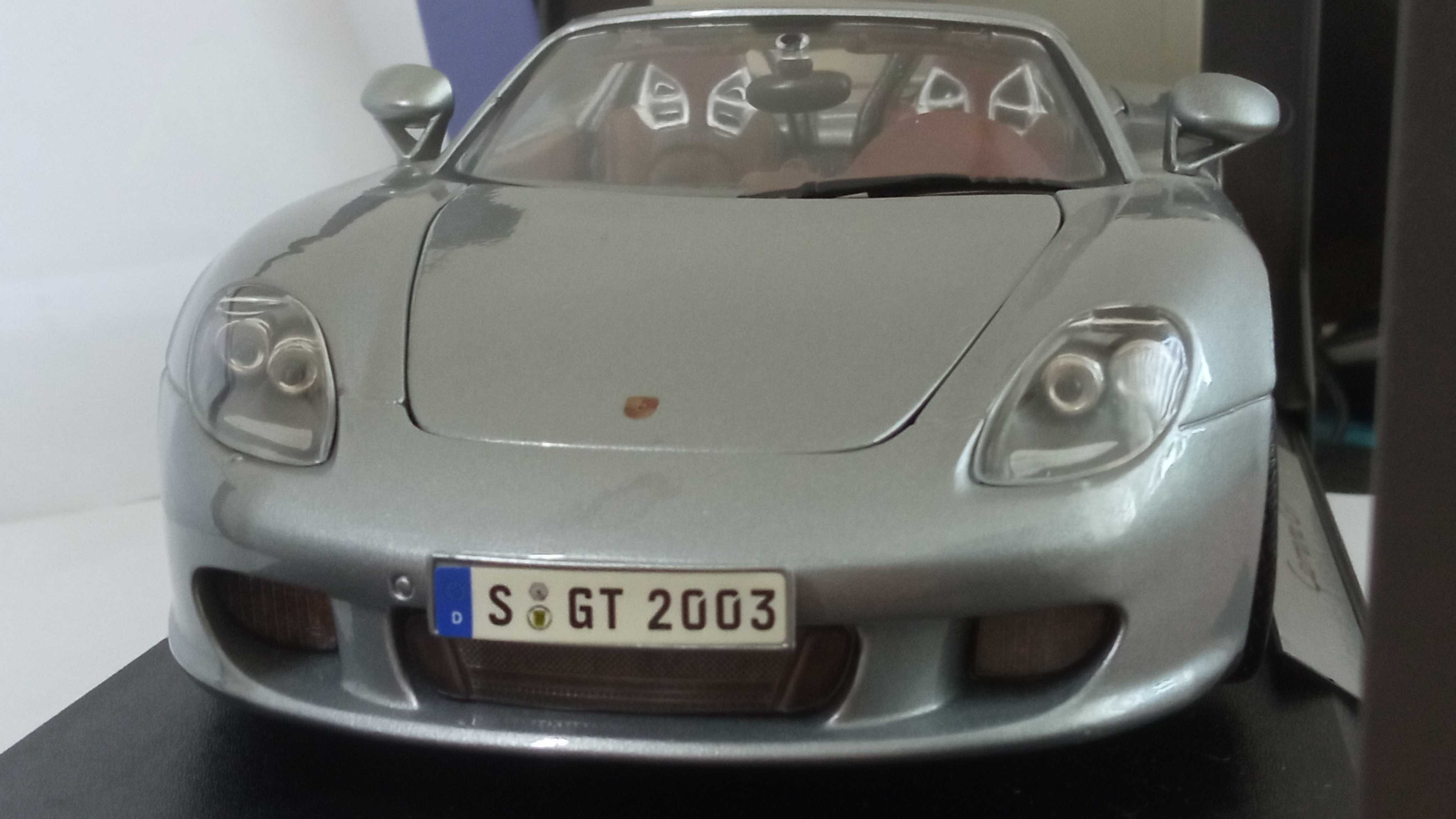 Maisto Porsche Carrera GT skala 1:18