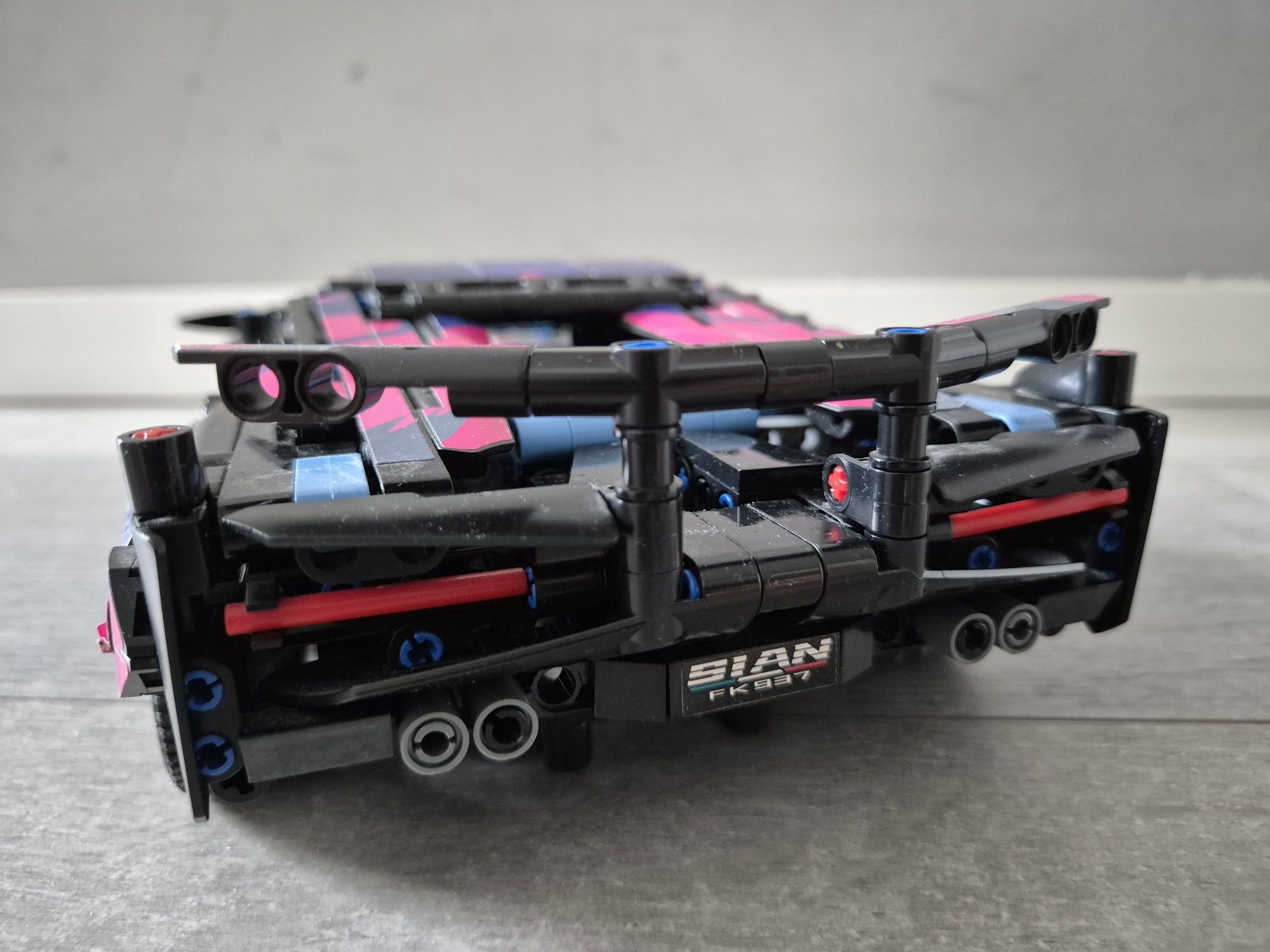 Cyberpunk Block Racing LAM 1:14