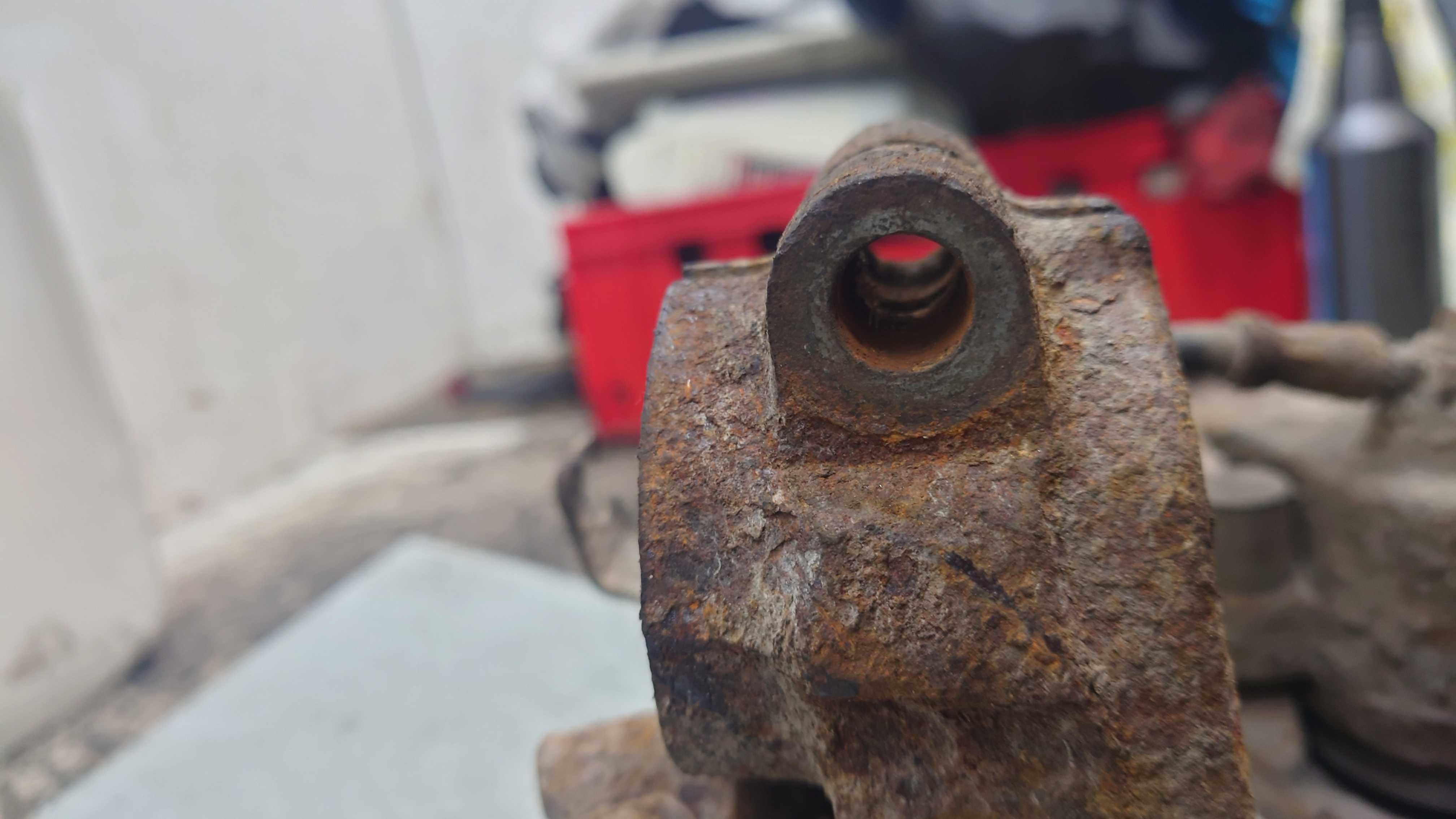 Skoda Fabia 1 I MK1 Zwrotnica Piasta Lewy Przód Lewa Przednia LP