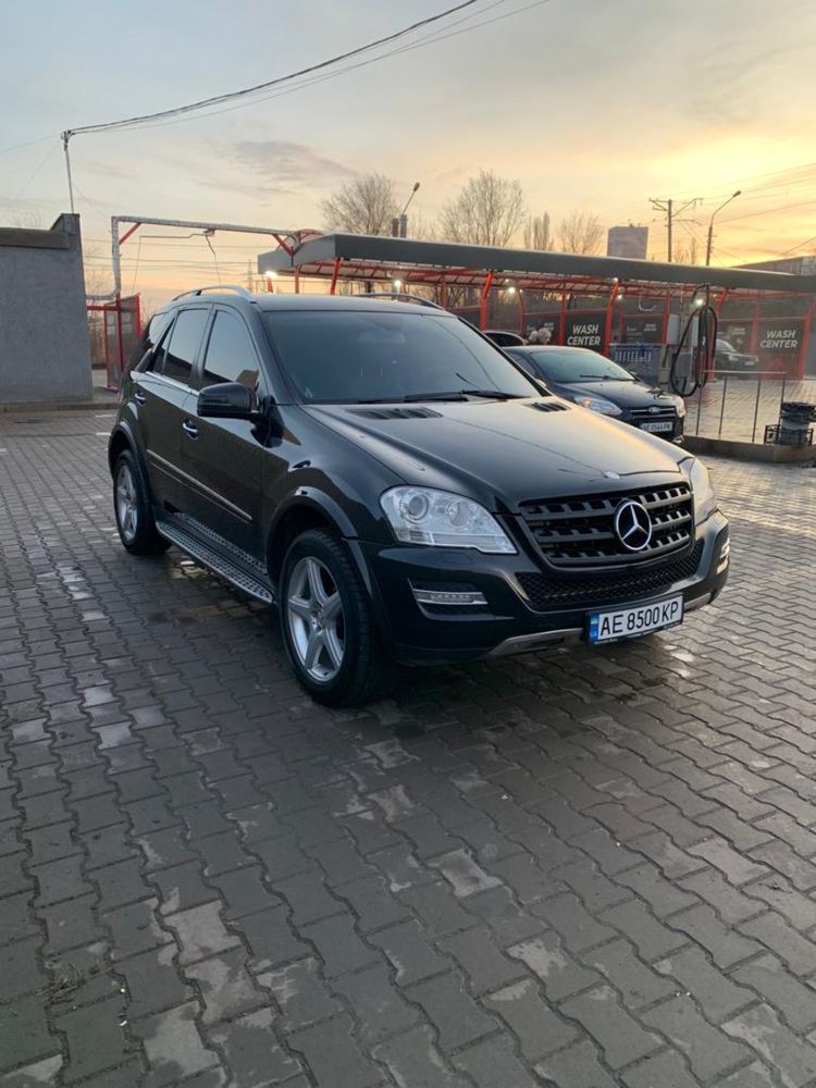 Продам Mersedes -Benz ML