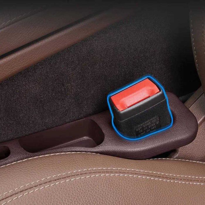 Заповнювачі зазорів автомобільних сидінь універсальні