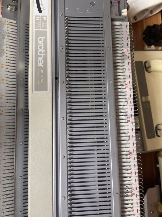 Brother Electroknit KH-965 та KR-850