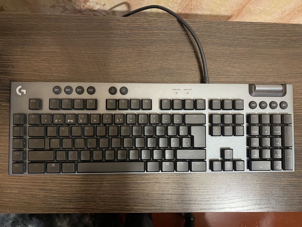 Продам Logitech g815 (EN/RU)