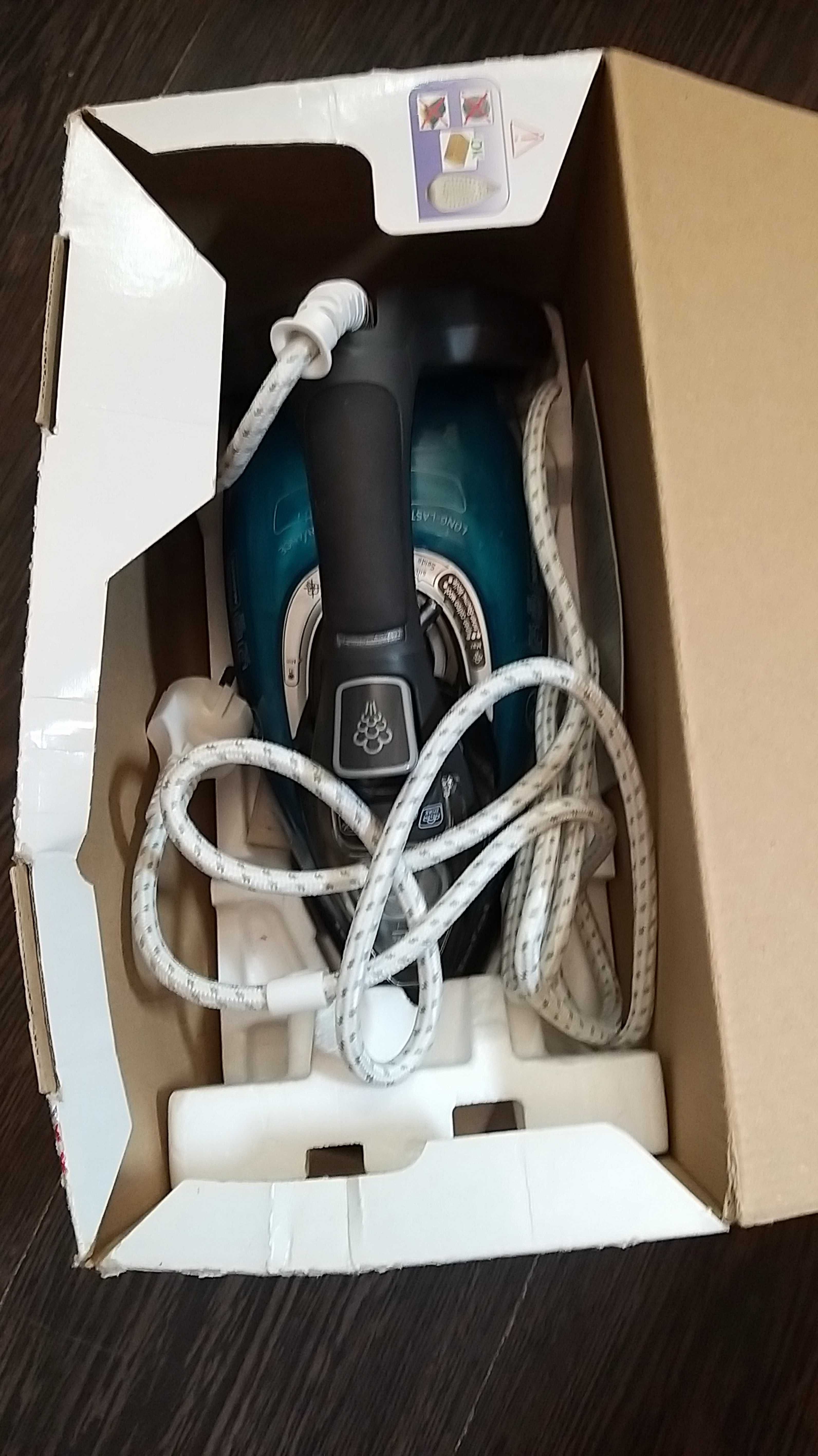 Продам новый крутой утюг Tefal FV9785
