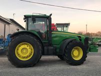 Трактор John Deere 8230 (2008)
