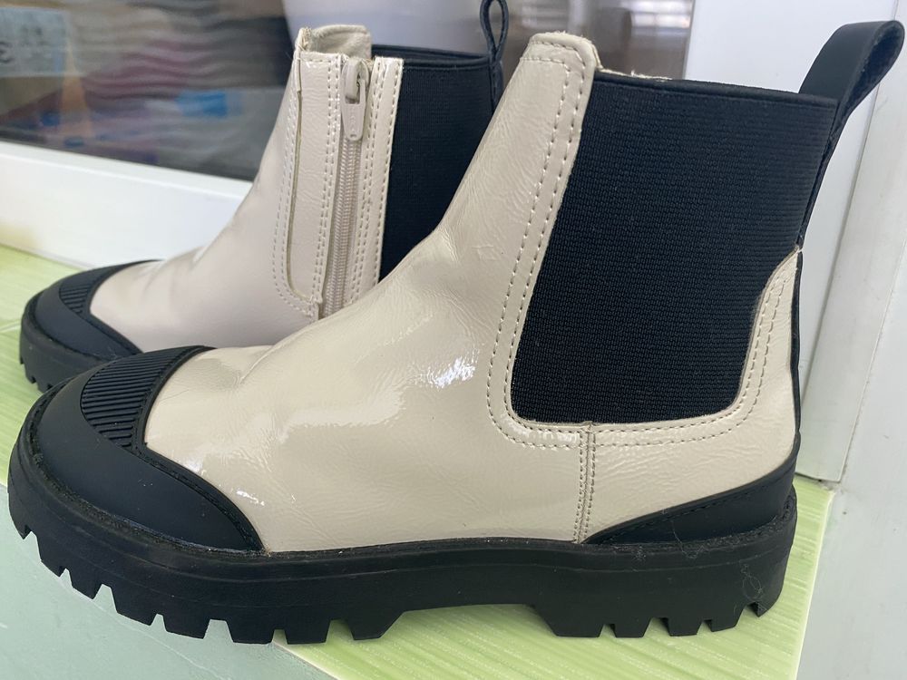 Zara Ботинки,Челсі осінь,весна 29р. (18,5 см)