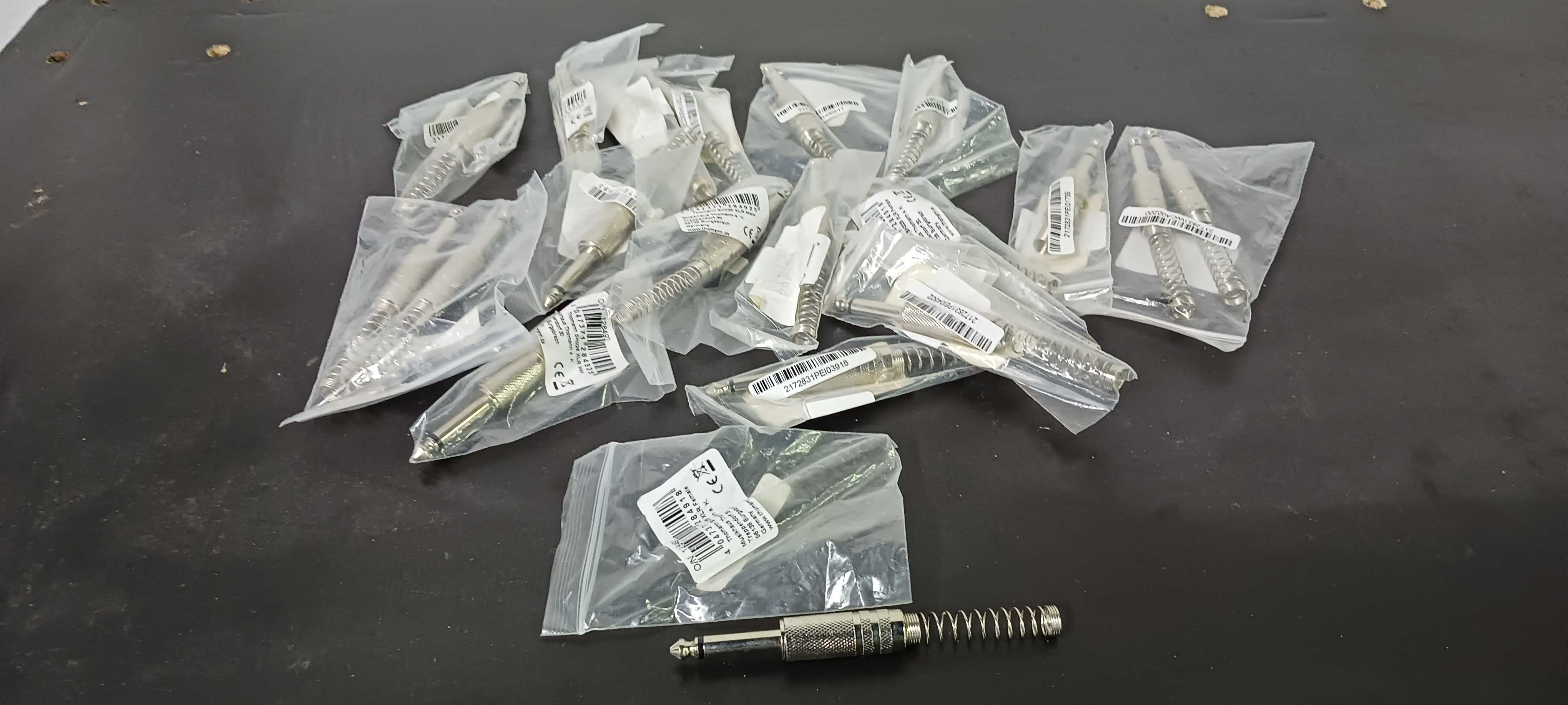 Jacks 6.3mm - 20 unidades - NOVOS THOMANN
