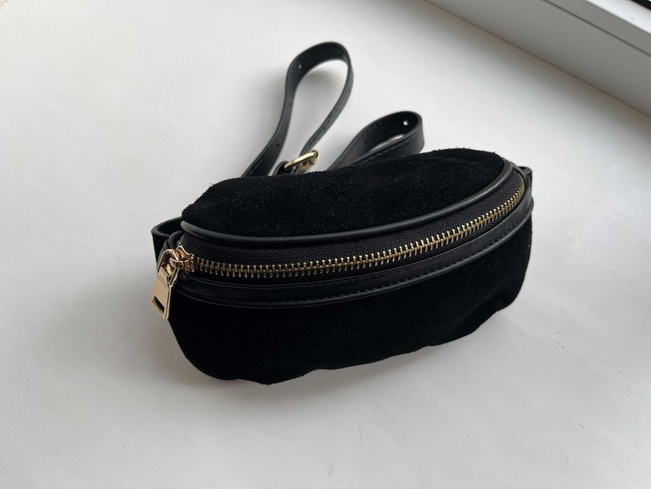 Сумка-бананка Mango з натуральної замші | чорна