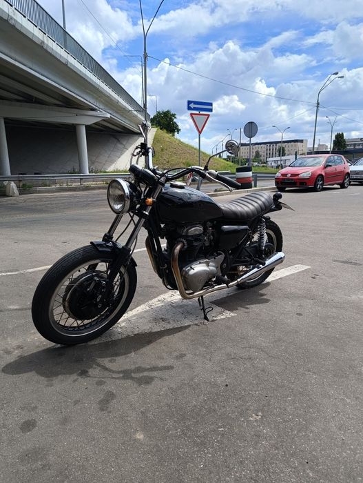 Мотоцикл Kawasaki W650
