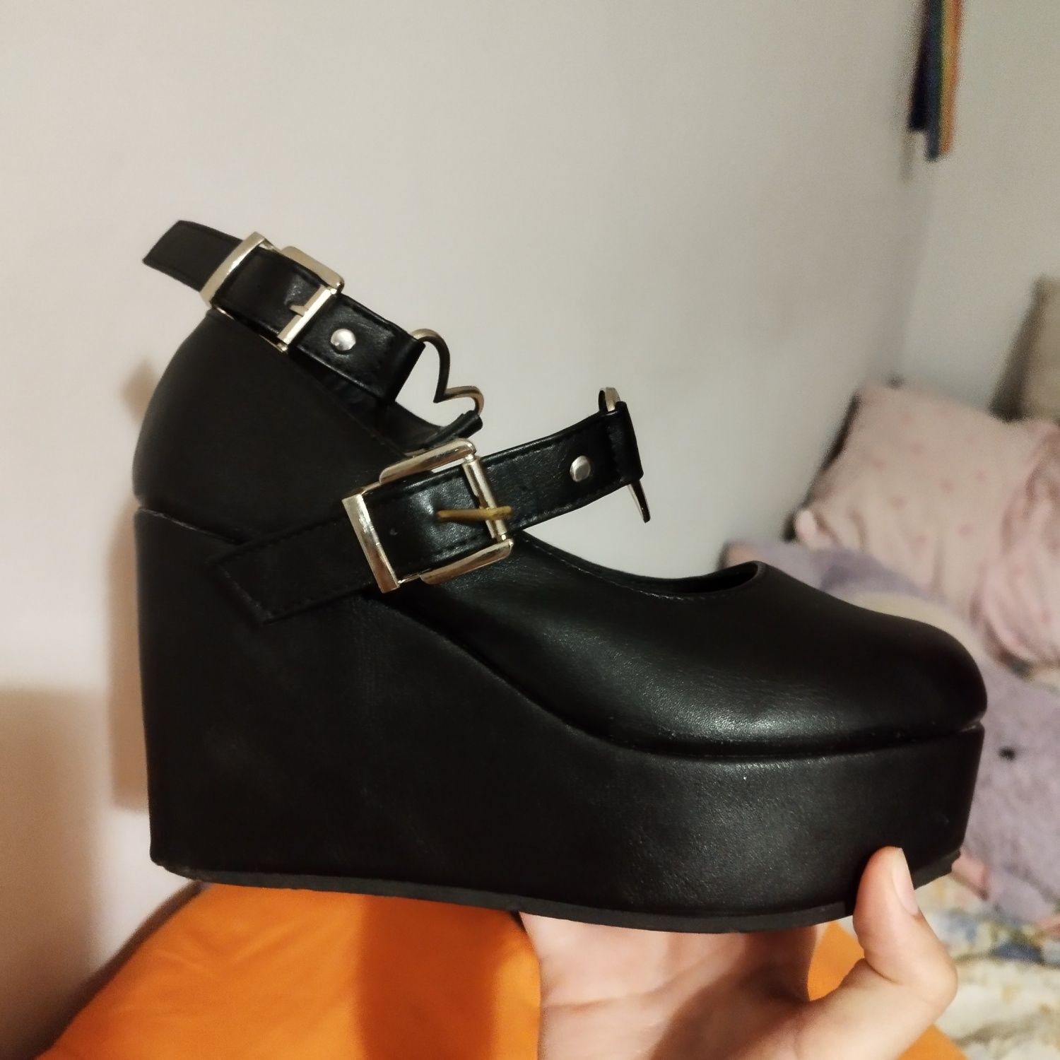 Sapato fofo de coração