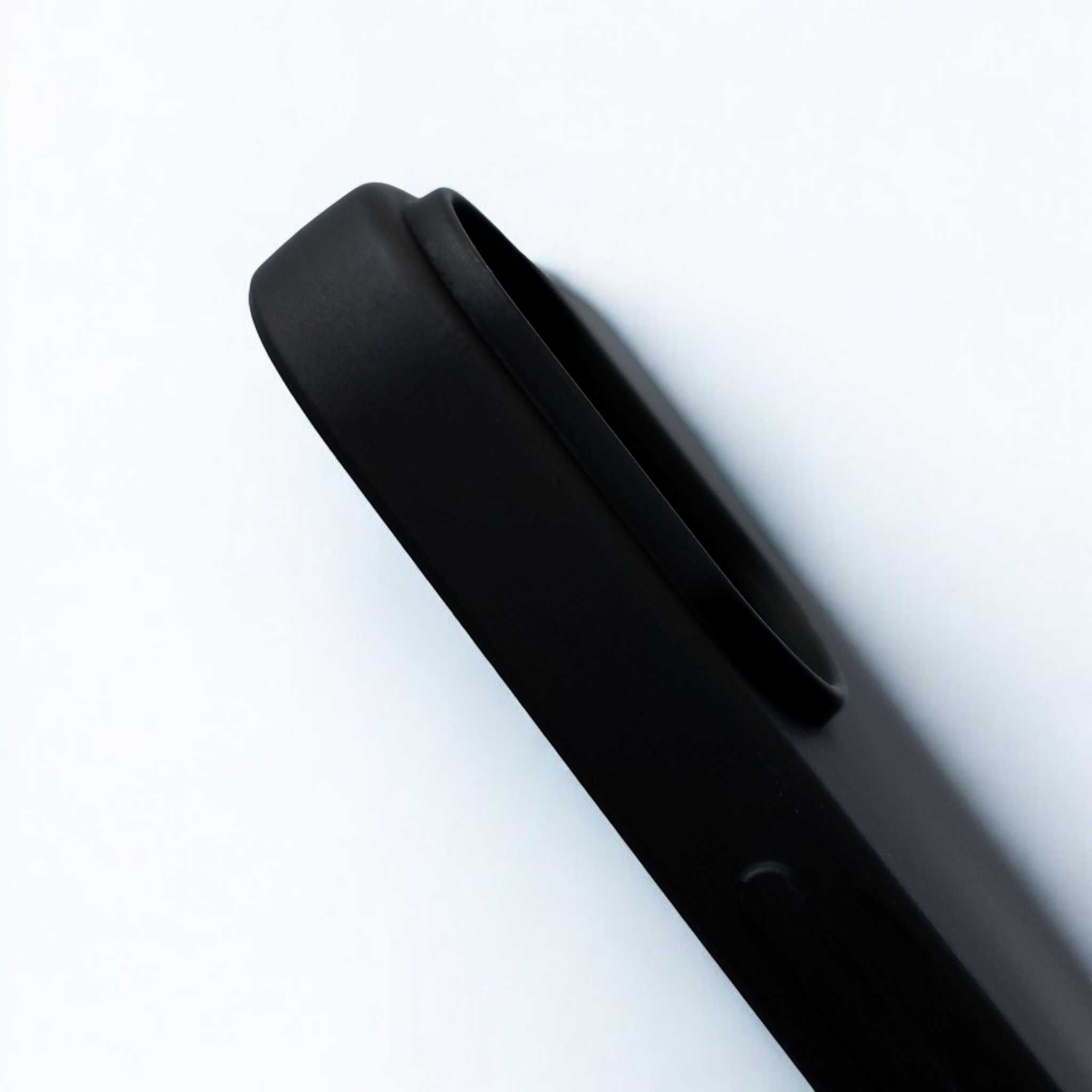 Etui MINELLI COLOR do iPhone 16 Plus (NERO)
