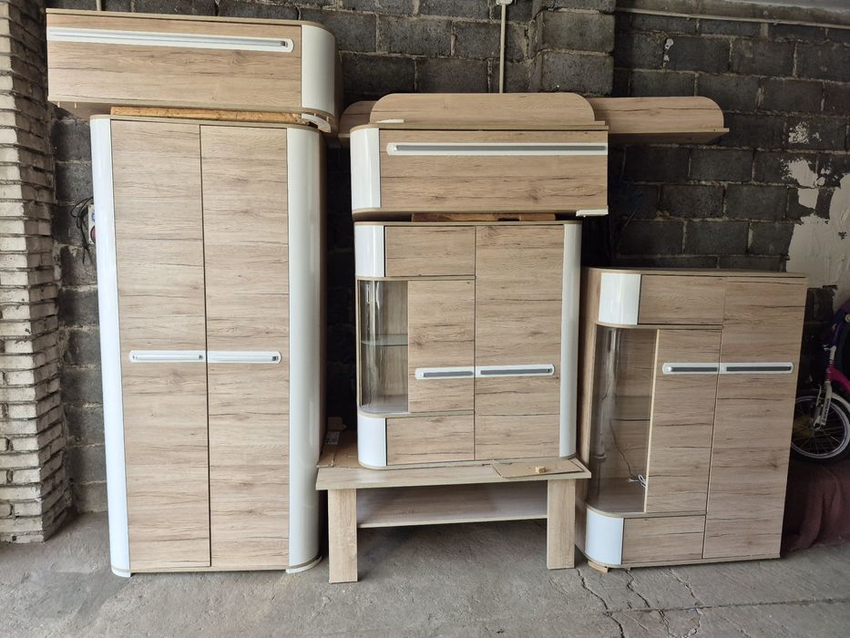 Zestaw mebli pokojowych