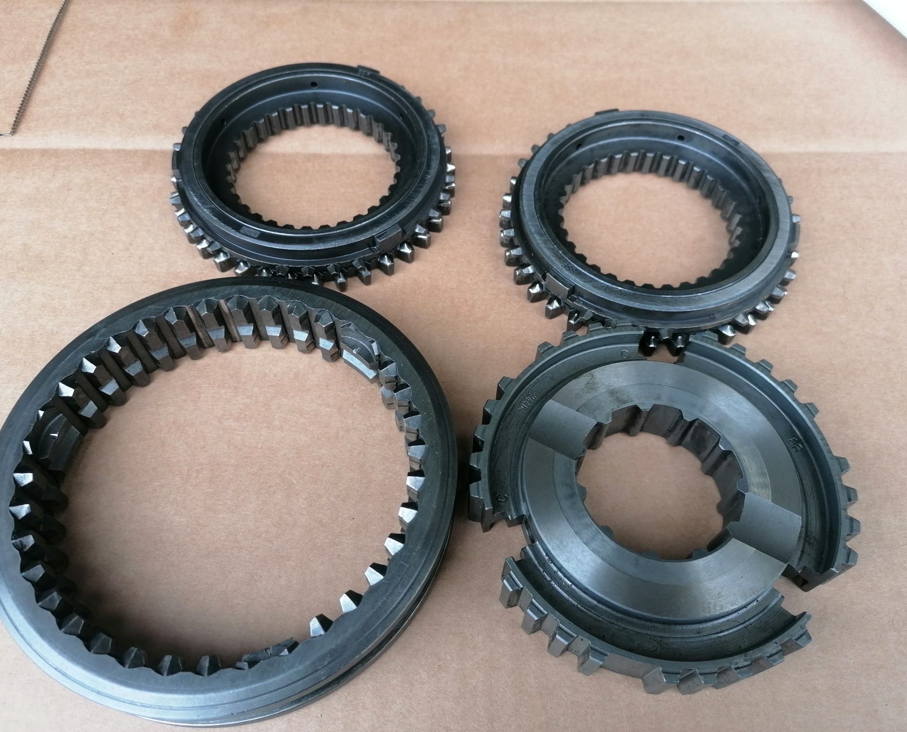 Synchronizator rewersu Case CX50, CX60, CX70, CX80, CX90, CX100