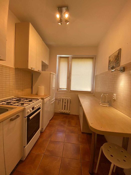 ul. Cukrowa, na przeciwko ZUT - czyste i słoneczne