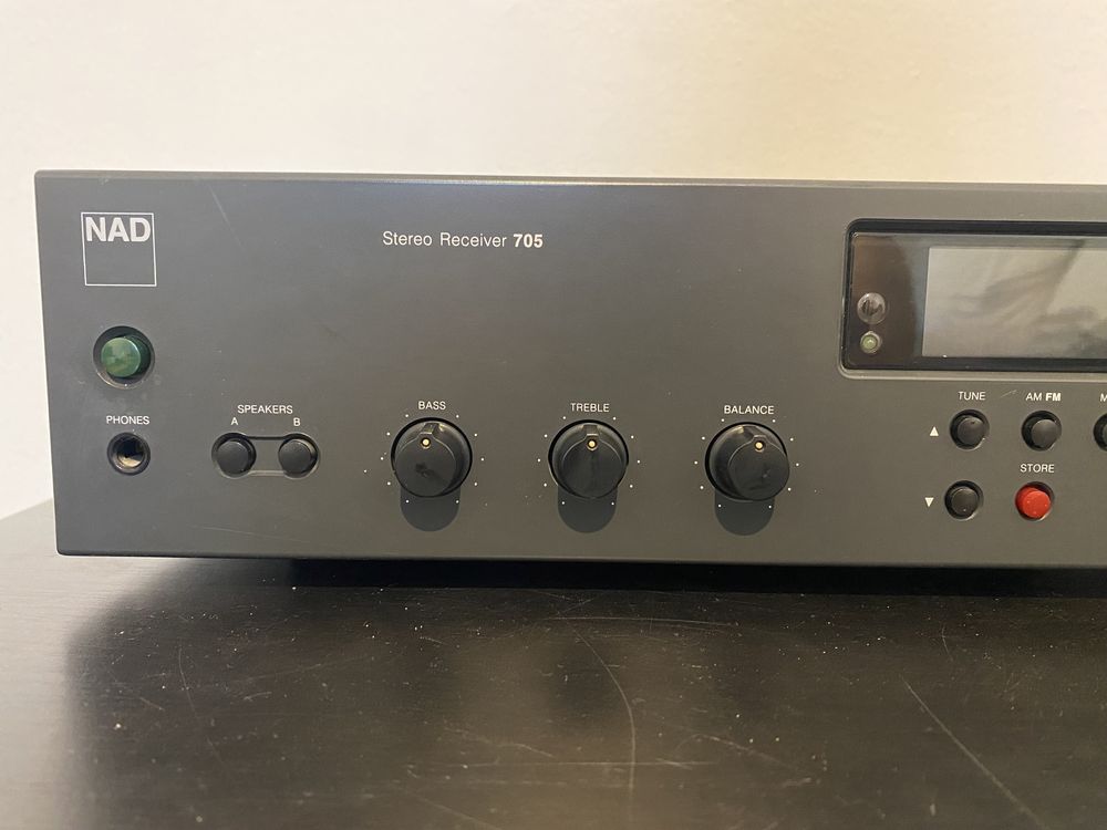 Ресивер підсилювач Nad 705