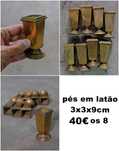 Pés em latão para restaurador de antiguidades