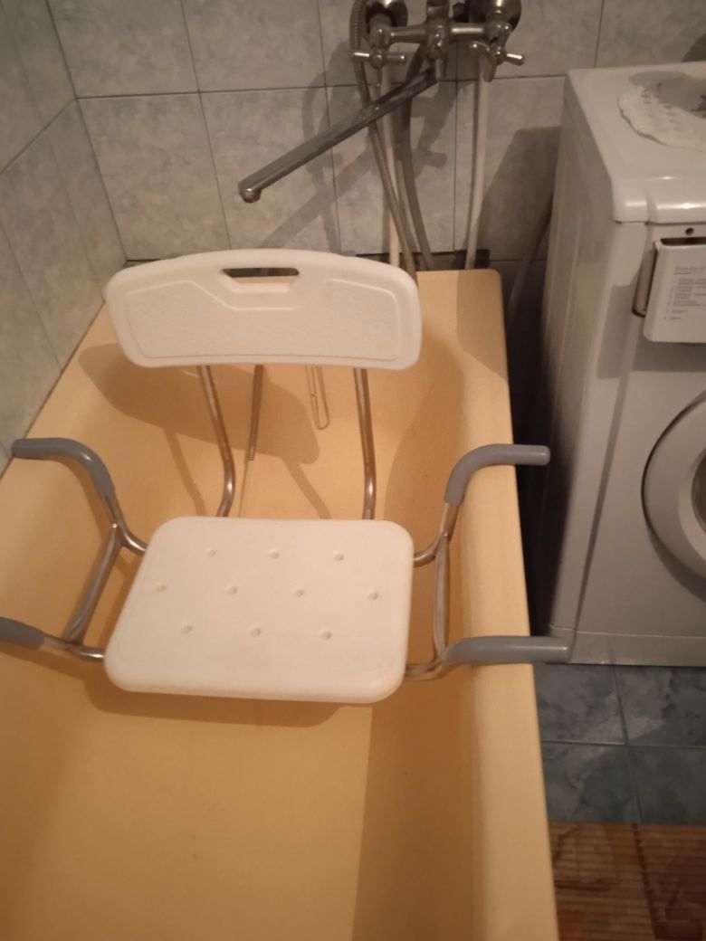 Продам стул ванную для инвалидов