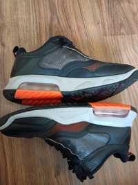 NIKE AIR Jordan air 200 black total orange
BLACK TOTAL ORANGE