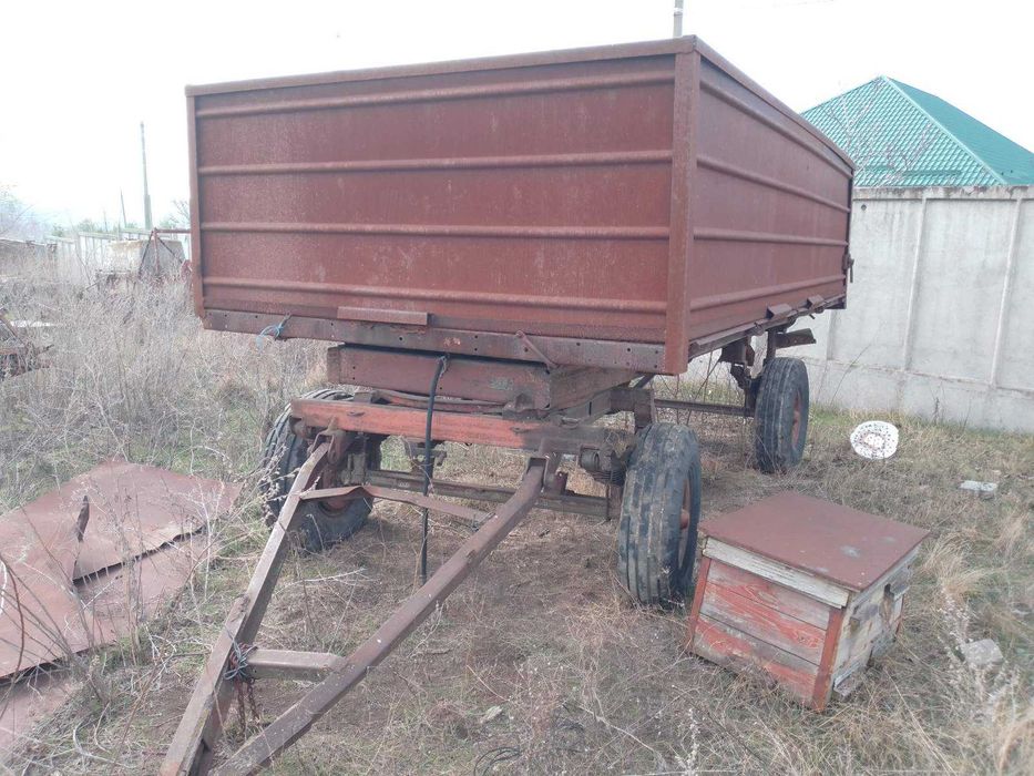 Зерновоз причеп 2ПТС-4