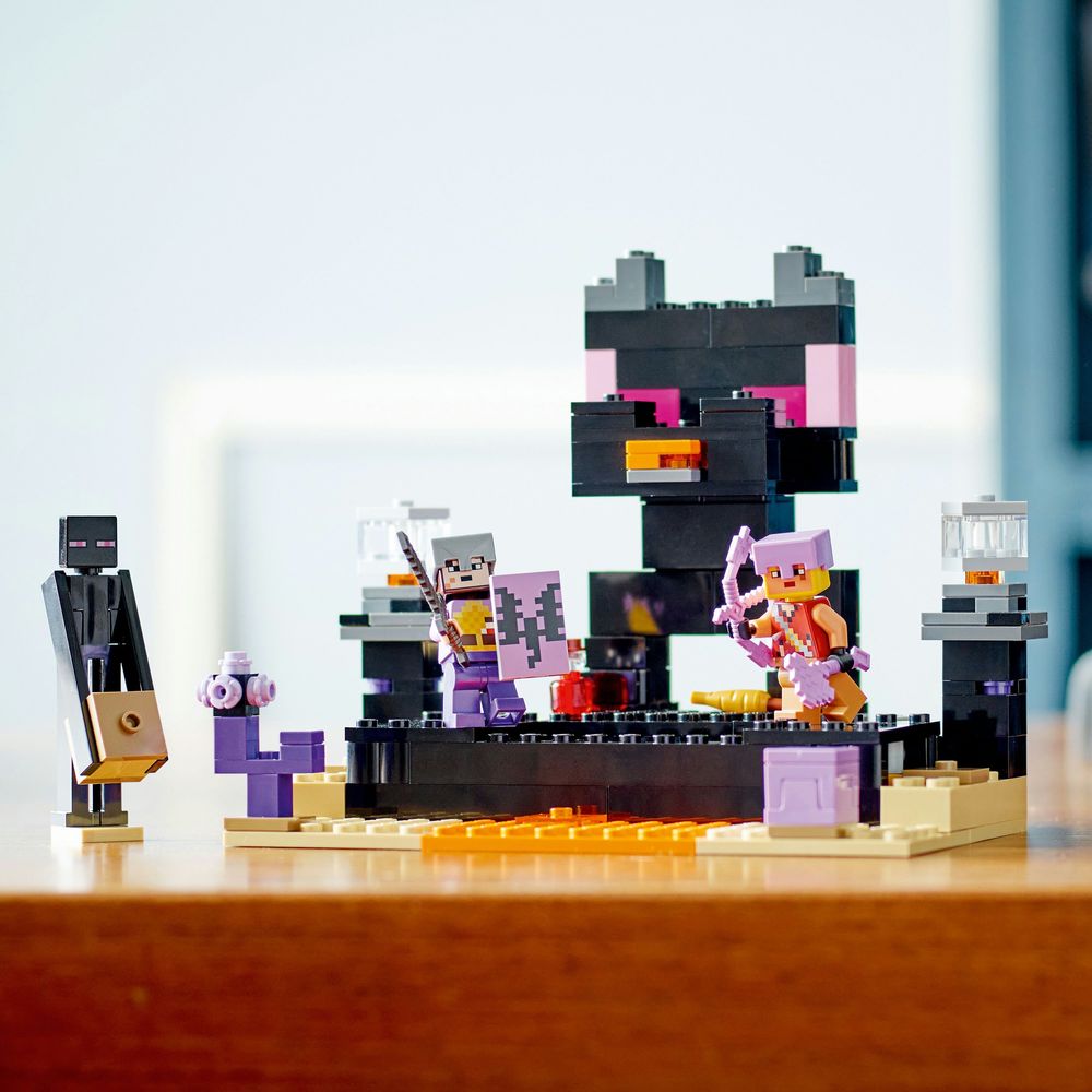 Конструктор LEGO Minecraft Кінцева арена (21242) Лего