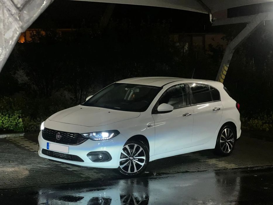 Fiat Tipo 1.6 M-Jet Lounge J17 DCT