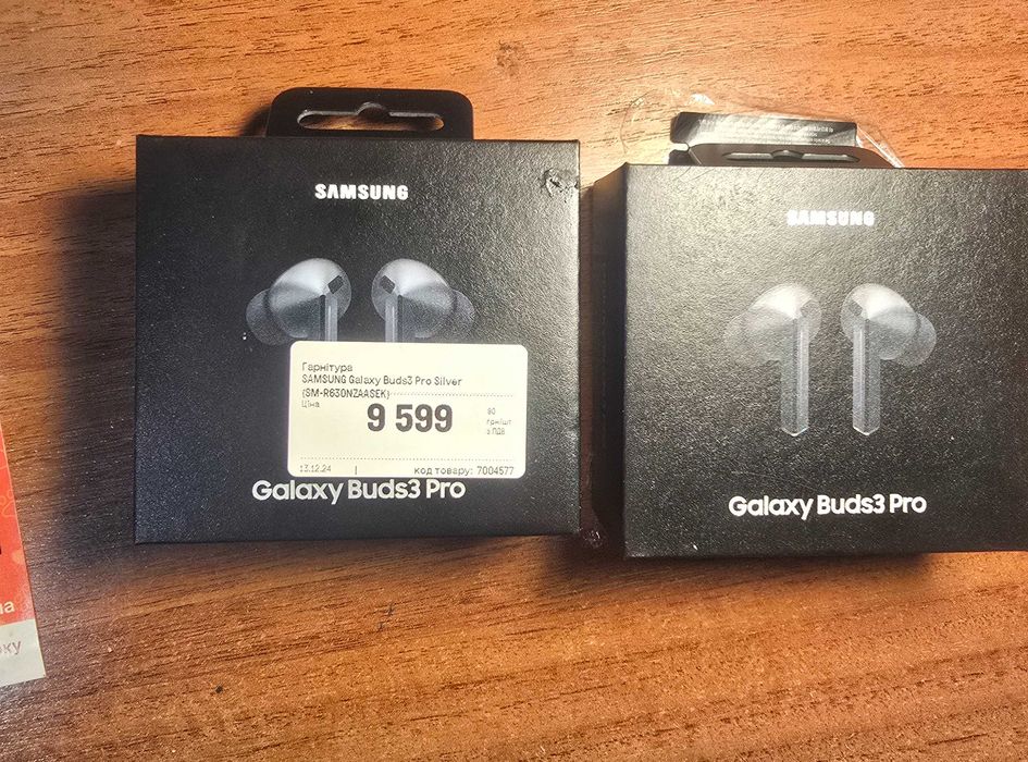 Продам навушники Samsung Calaxy Buds 3 Pro Silver.