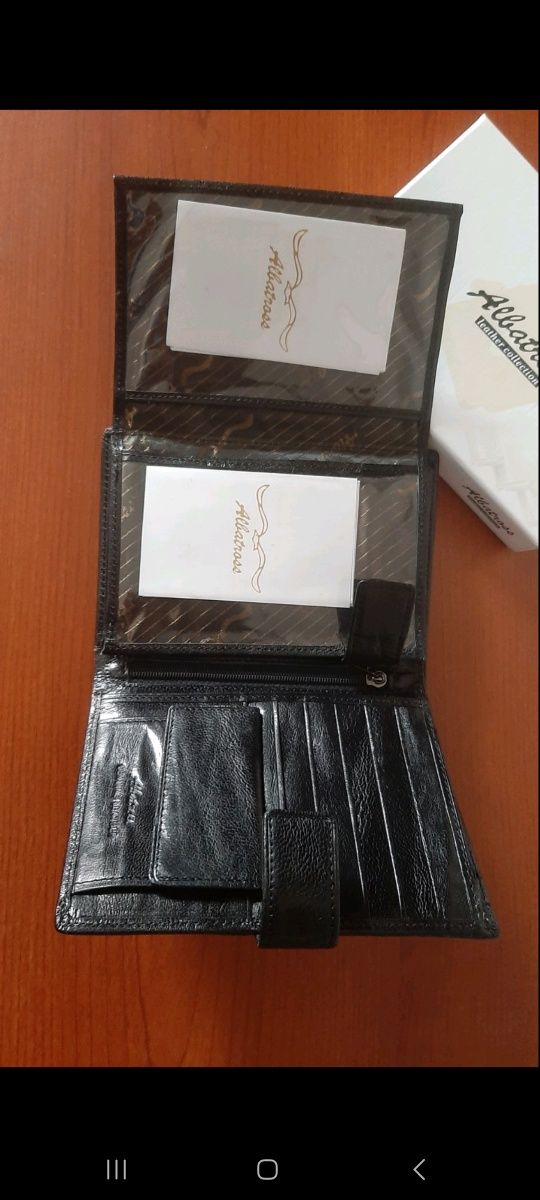 Шкіряне чоловіче портмоне з відділами для прав "Albatross"