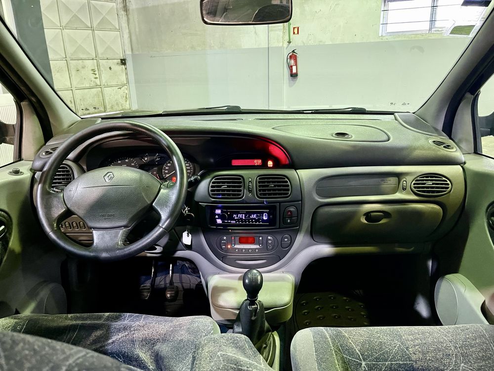 Renault Scenic 1.4 16v